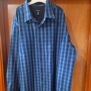 Van hausen  size 20 blue and black  long sleeve shirt